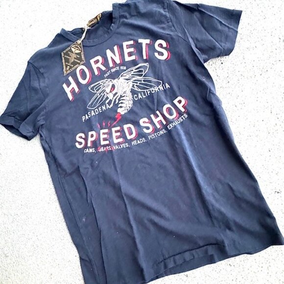 Johnson Motors Hornets Speed Sho distressed M Faded Black Shirt NWT - Picture 6 of 7